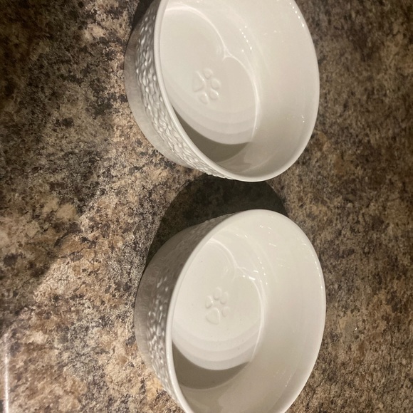 FIDOS DINER🤍🐾 | Dog Water & Food Dishes - Picture 2 of 3